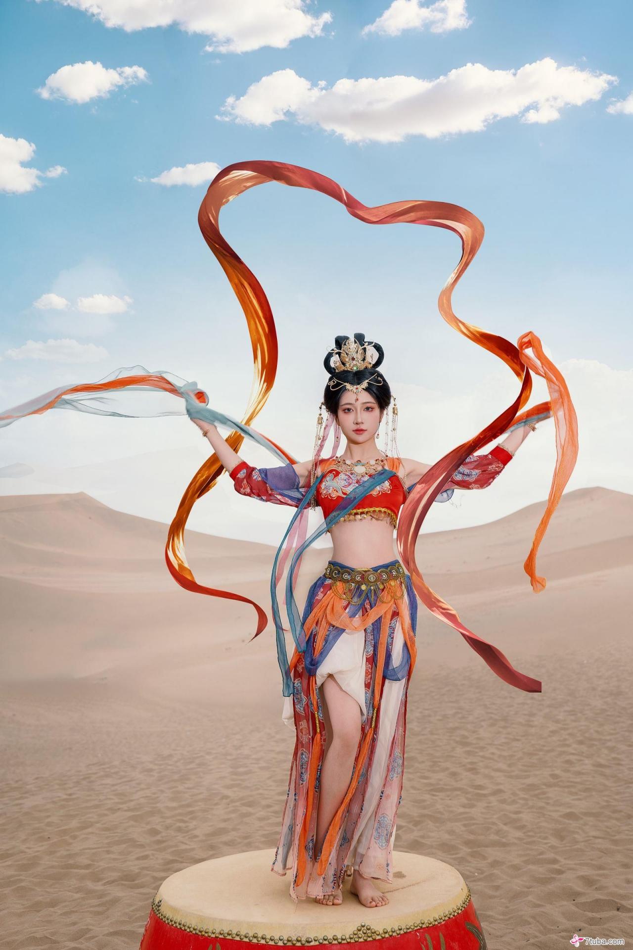 意外”上了公司的女神 附黄版敦煌飞天图[63P]