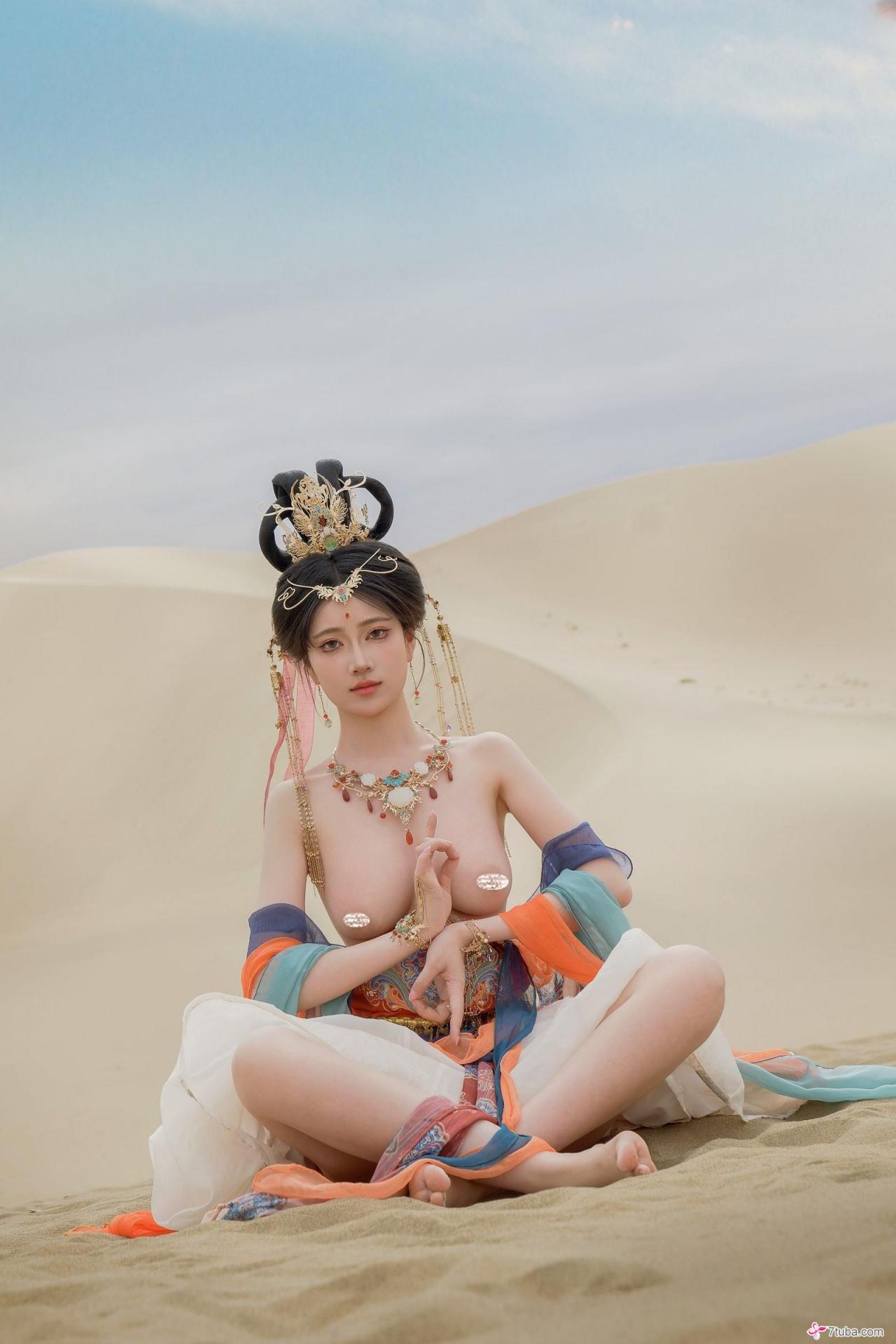 意外”上了公司的女神 附黄版敦煌飞天图[63P]