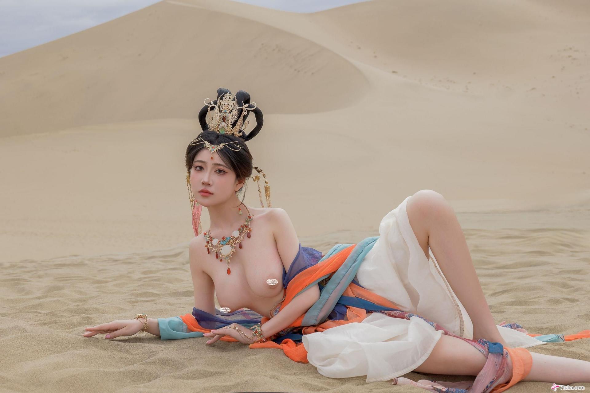 意外”上了公司的女神 附黄版敦煌飞天图[63P]