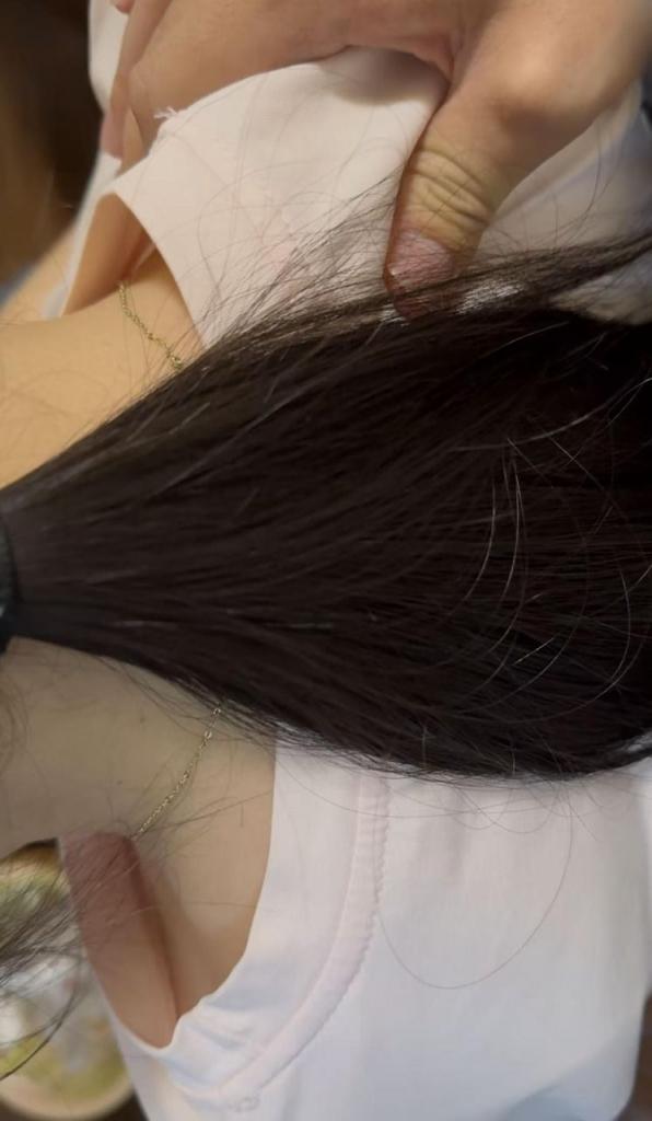 拿妹妹的内裤打胶，作案痕迹没清理干净，被妹妹发现了[10P]