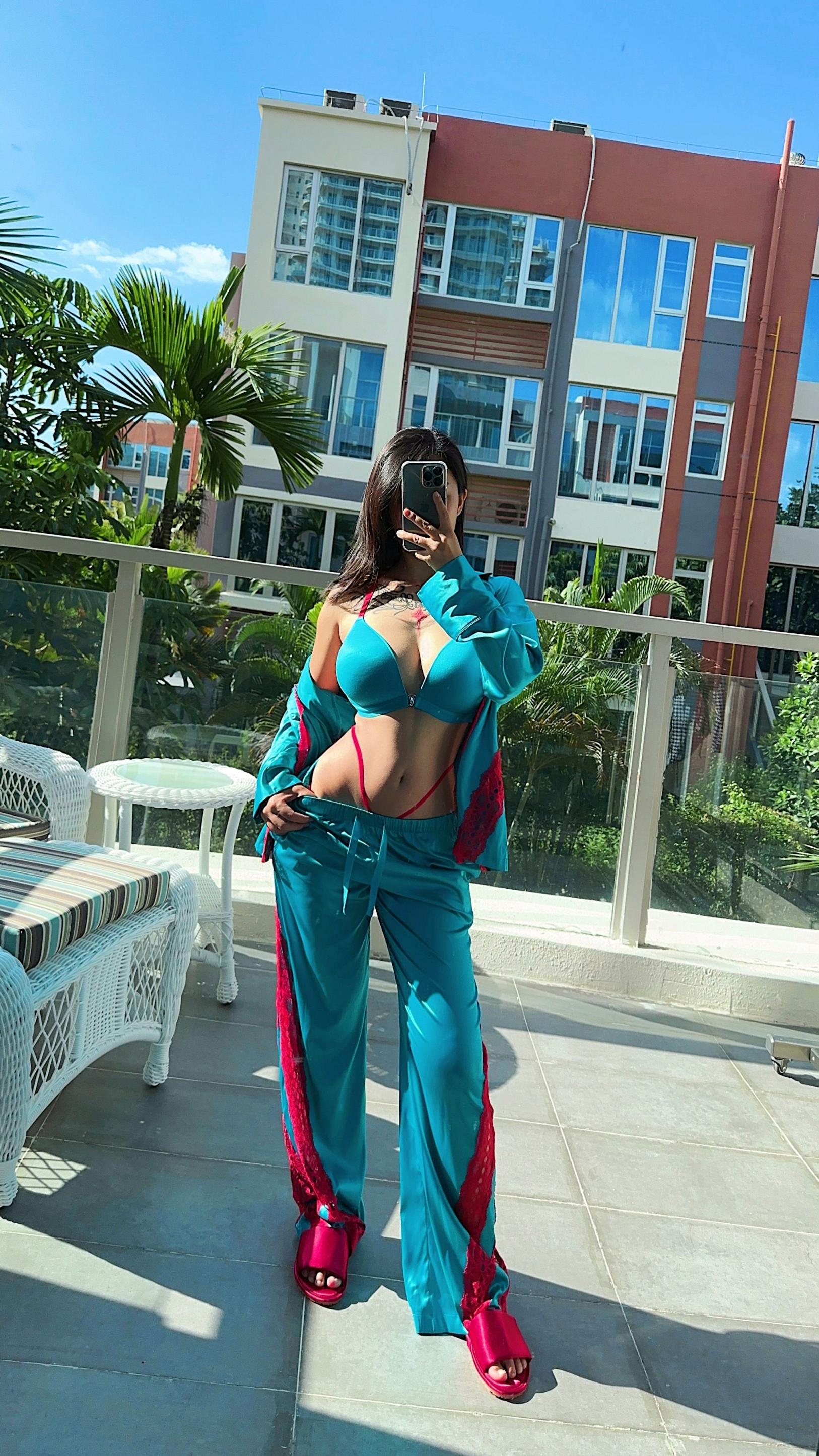 张老师这身材太顶了吧［100P］