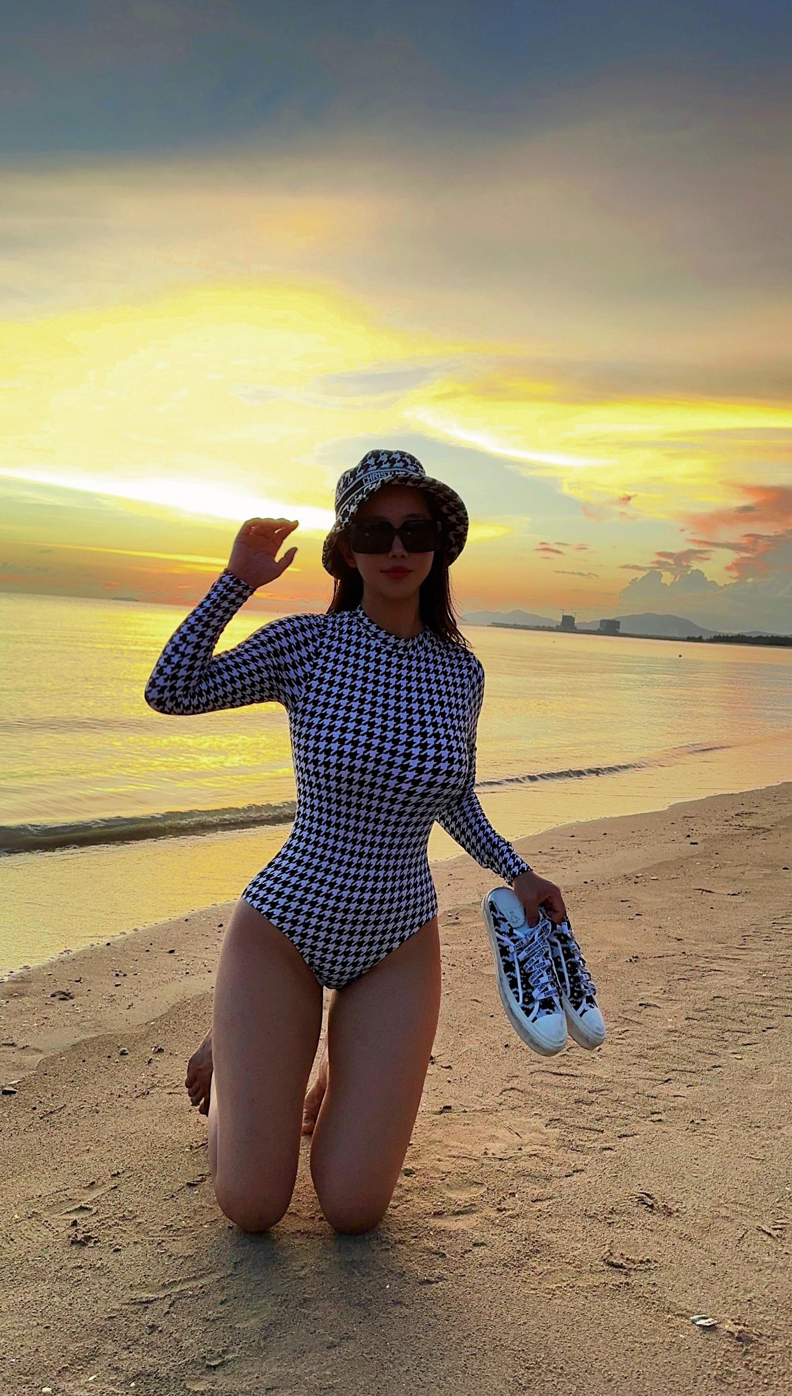 张老师这身材太顶了吧［100P］