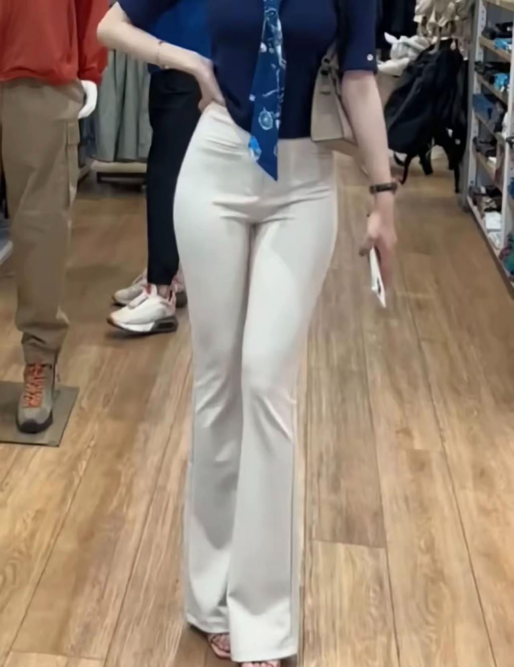 手机相册里随手拍的一些女人[22P]