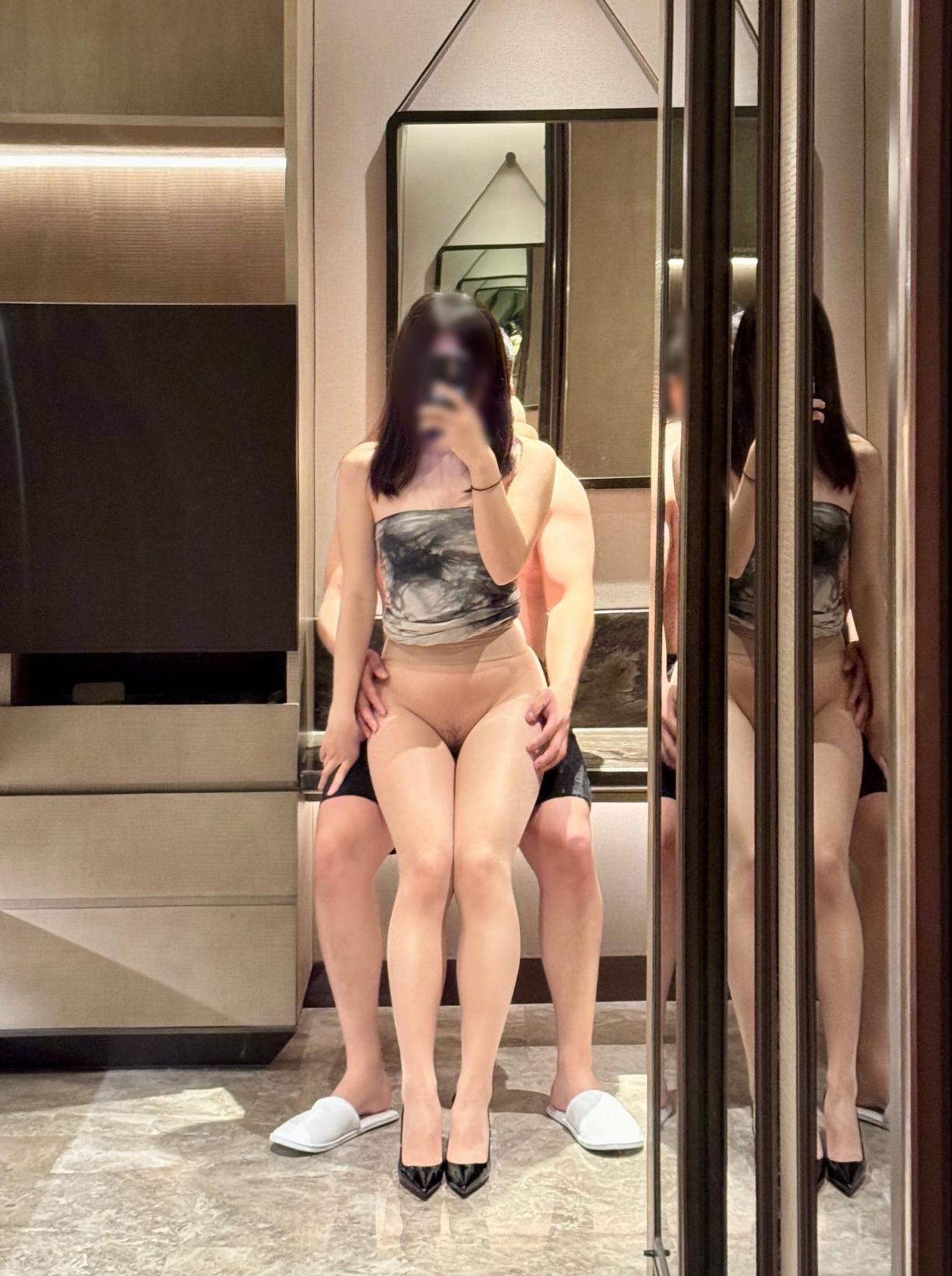 你们都喜欢跟这些小嘴亲亲 [102P]