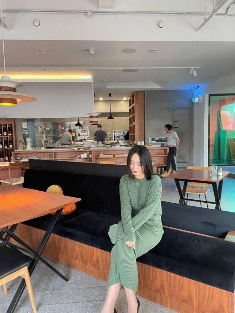 人前是真纯，人后是真骚［40P］