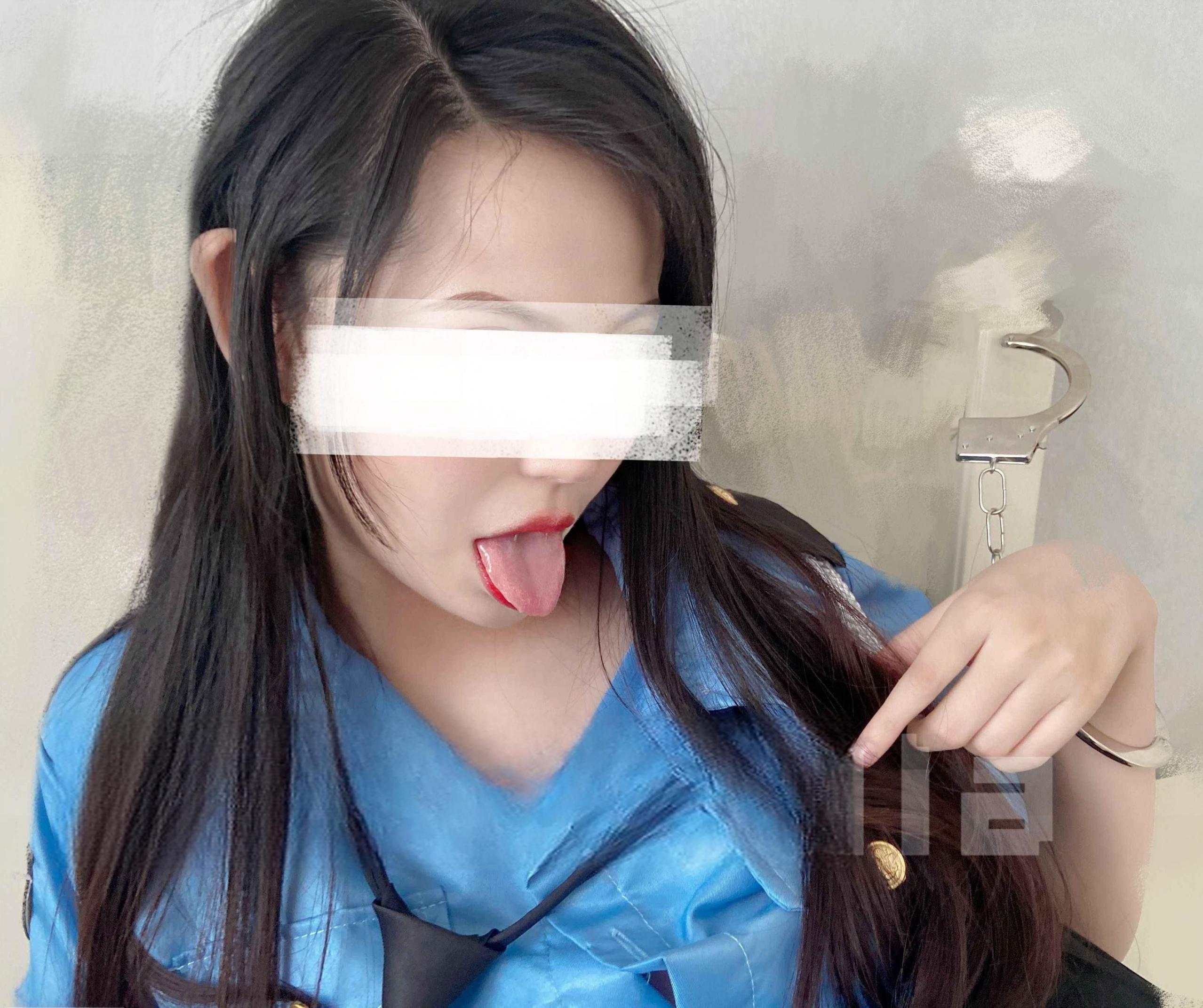 COS荡妇的女警让你感受不一样的啪啪啪[22P]