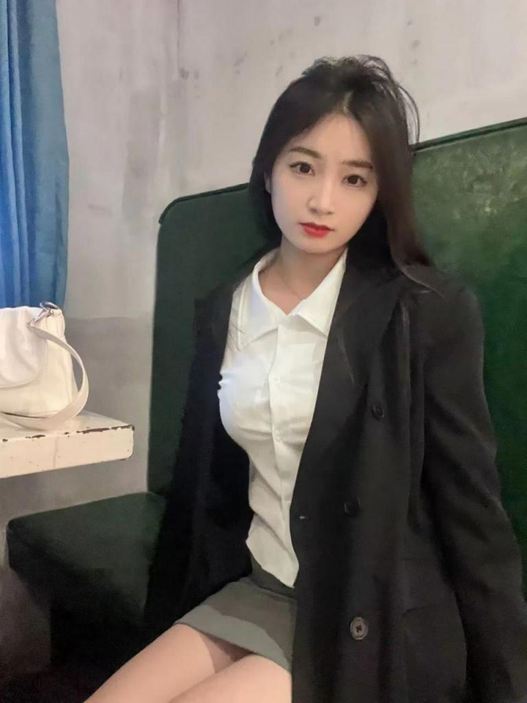 人妻女友的秘密 第236期 [134P]