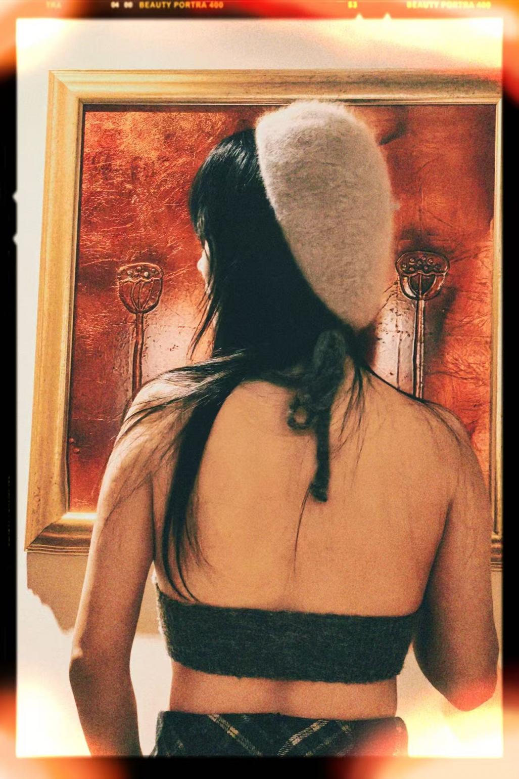 沉迷性爱的文艺女青年又高高撅起了放荡的大腚［15P］