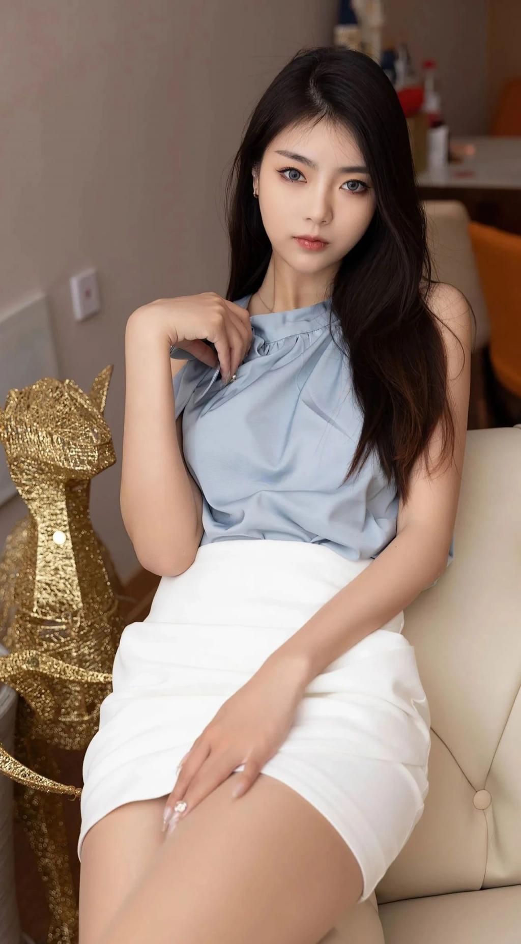 紧身包臀裙，蜂腰大长腿[37P]