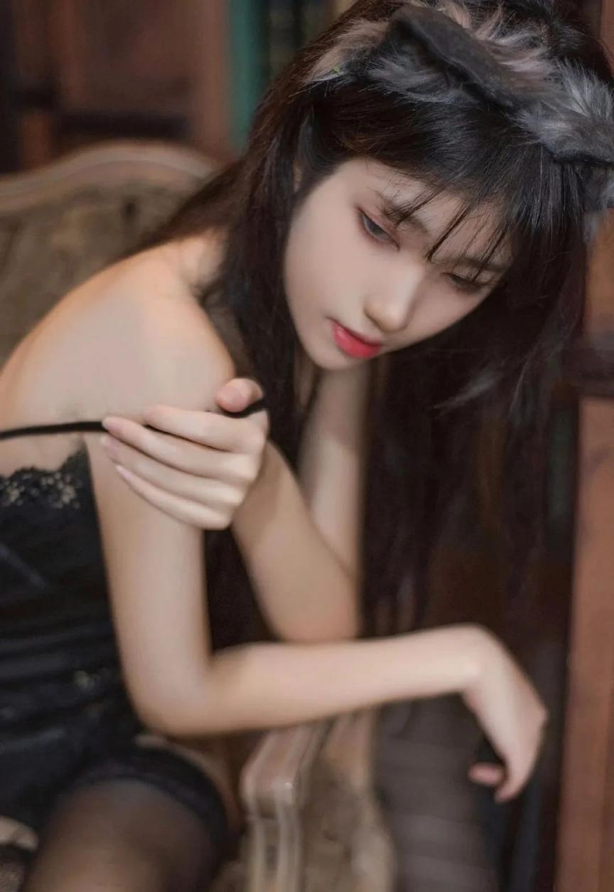 曼妙身材，蜂腰翘臀大长腿[53P]