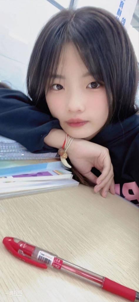 穿着有多纯，脱掉就有多骚3［30P］