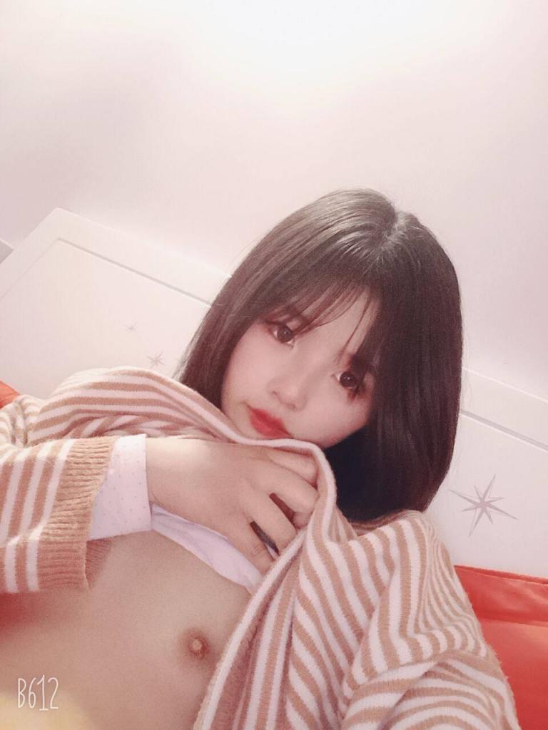 穿着有多纯，脱掉就有多骚3［30P］