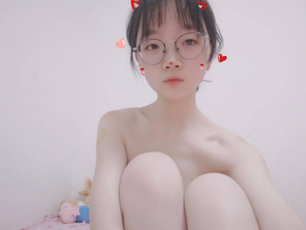 又是分手被曝的清秀小可爱［24P］