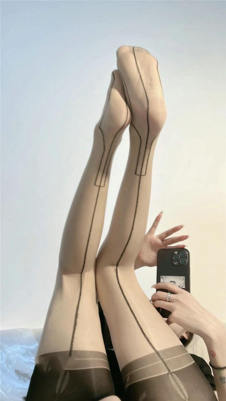 少妇的翘臀诱惑[100P]