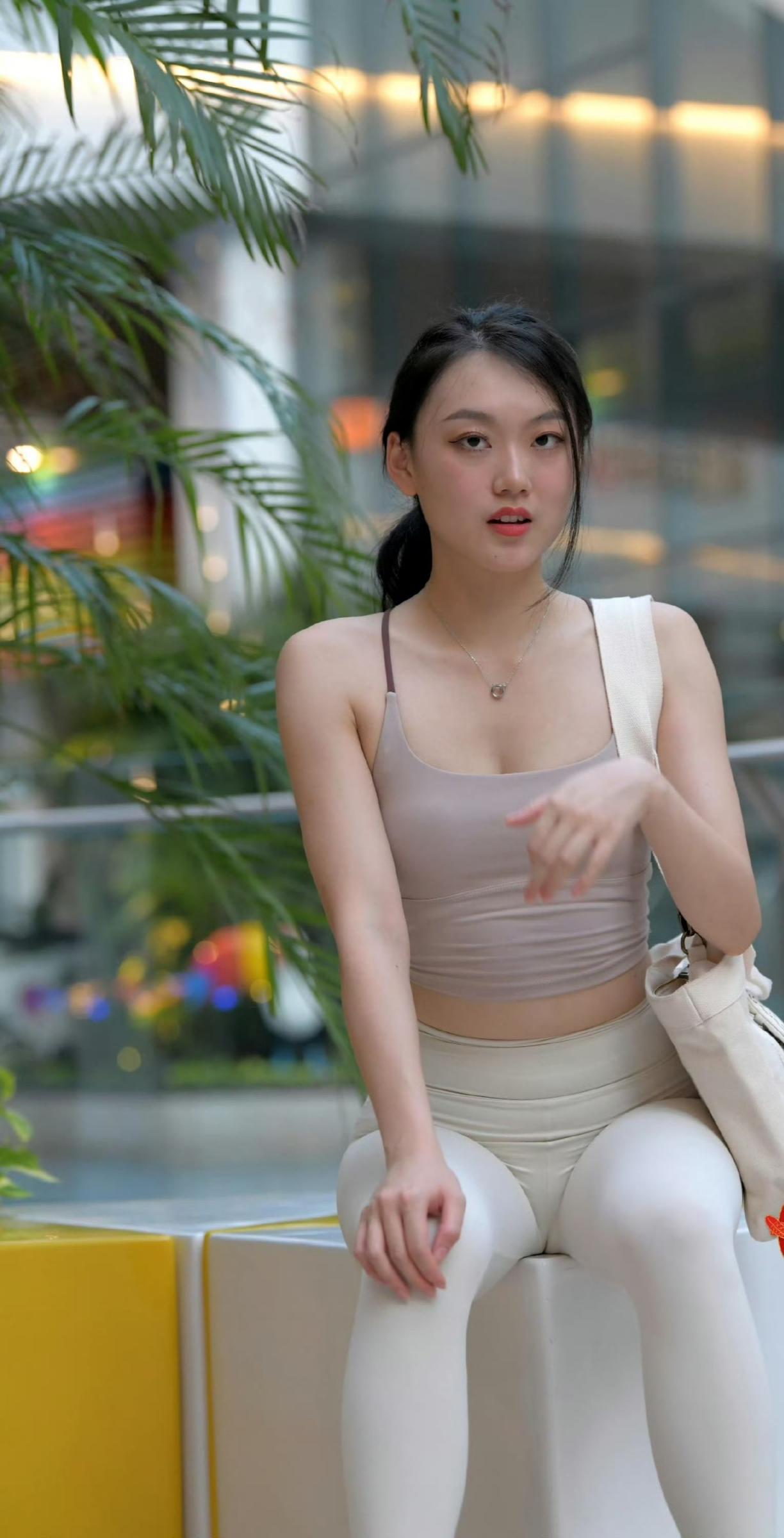 瑜伽裤的诱惑别有风味[18P]