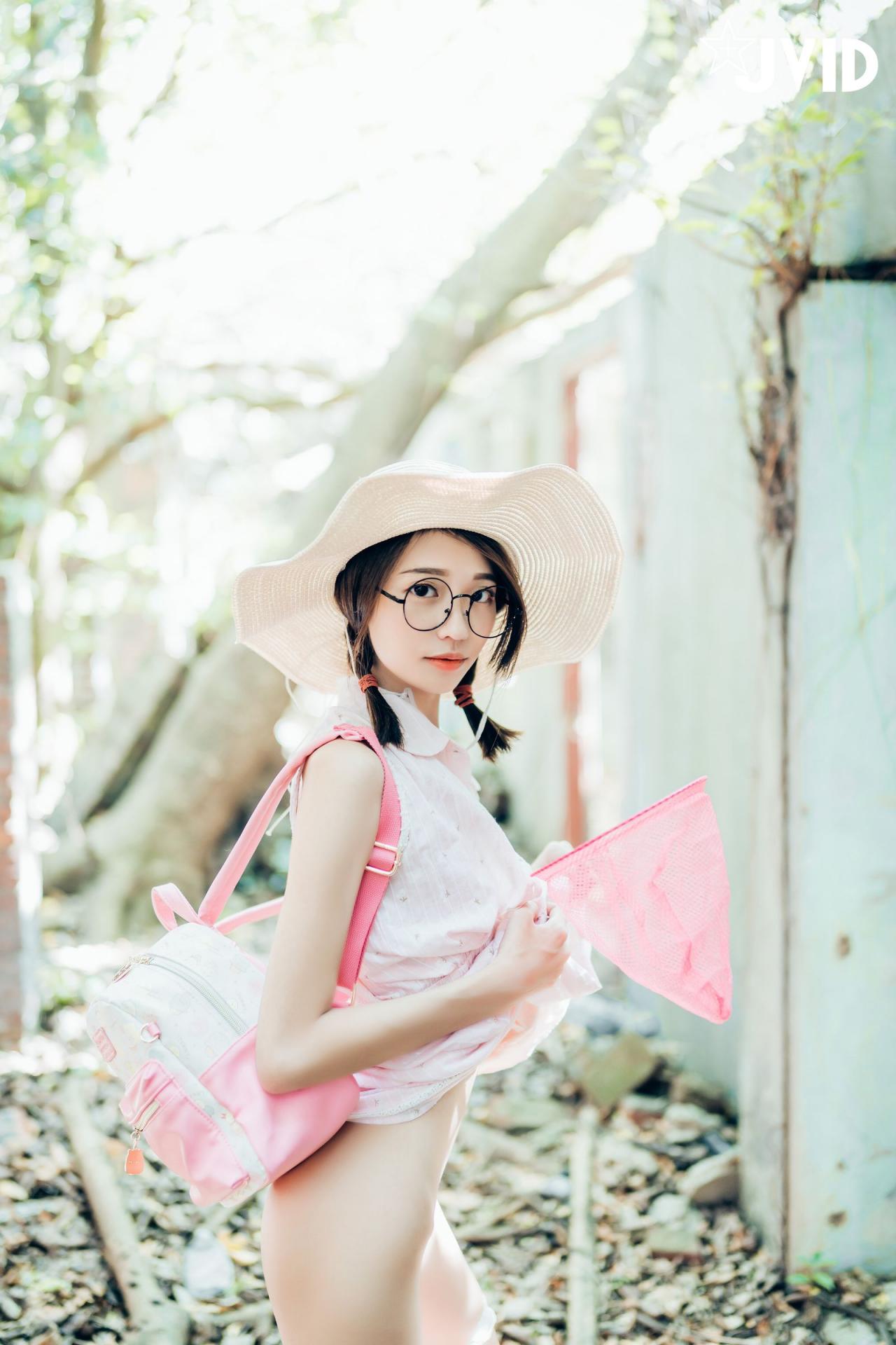 抓精蟲的小女孩 [20P]