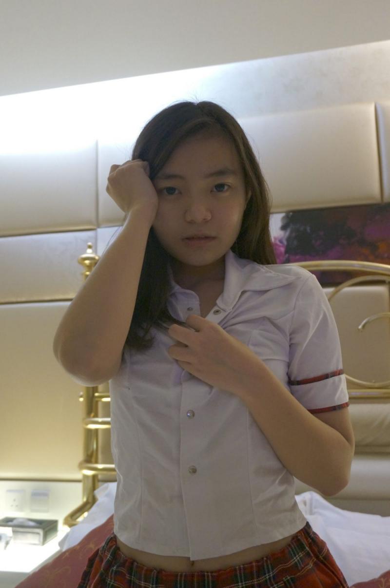 清纯又妖娆的妹子[39P]