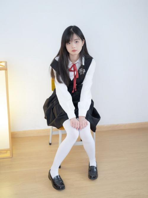 少女秩序VIP晞可束缚衣[30P]