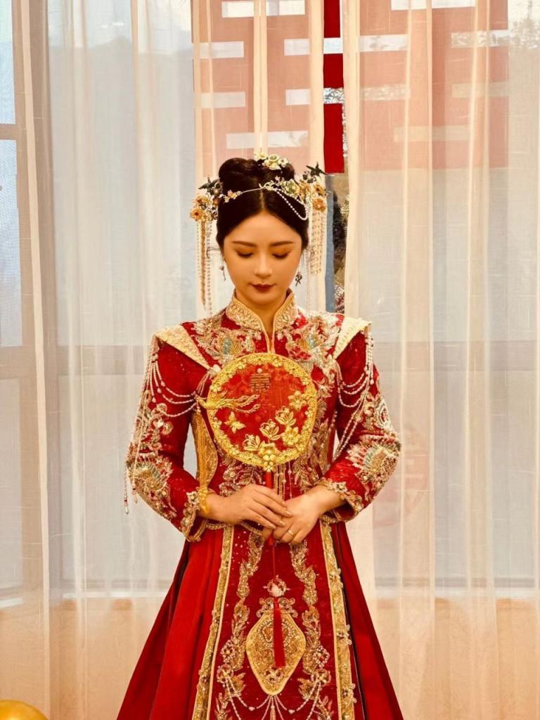 婚纱准新娘闲暇之余还能给我来点福利[14P]