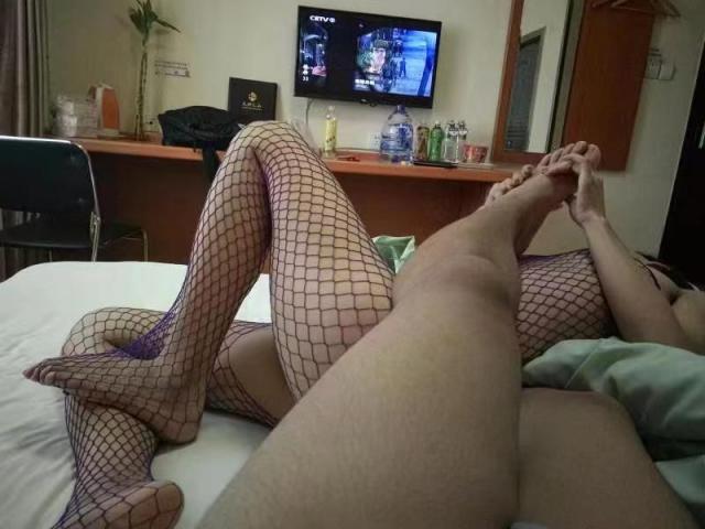 分享一下战袍很丰富的前女友[40P]