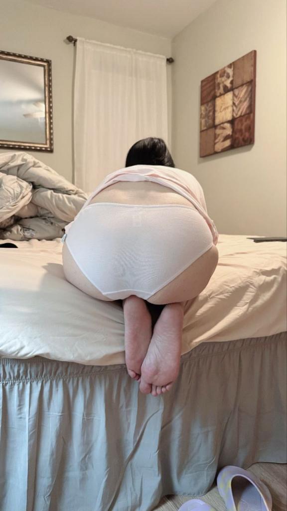 骚妻潇潇老师今年最后一弹大图更新[28P]