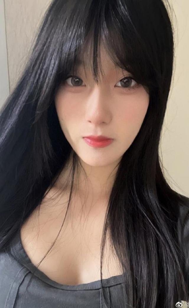 山东潍坊情侣赵思珊与男友野外 泄密版[27P]