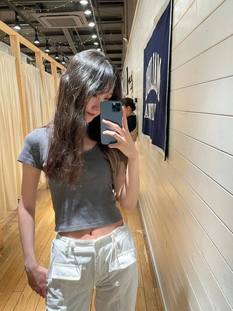 看看是不是你们的极品学姐 [40P]