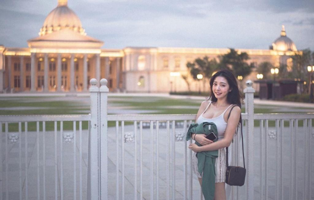 反差婊只想“再深一点”[120P]