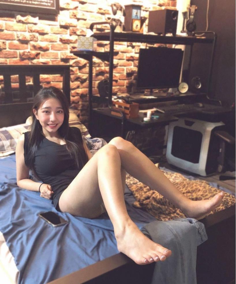 反差婊只想“再深一点”[120P]