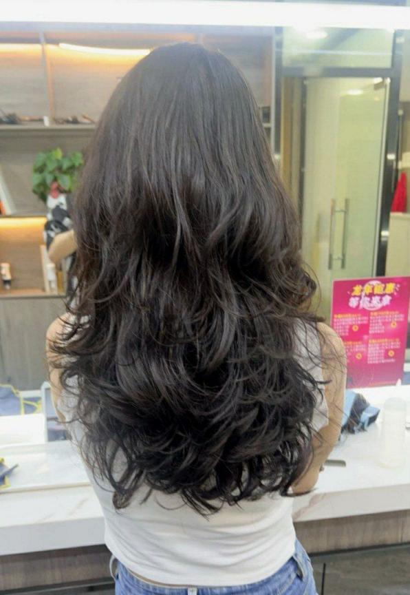 反差婊她半推半就，张嘴就含了进去……  [120P]