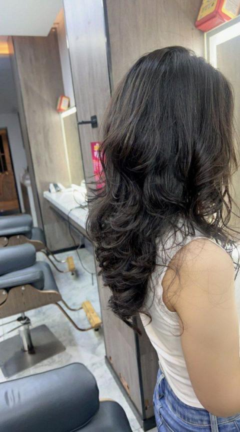 反差婊她半推半就，张嘴就含了进去……  [120P]