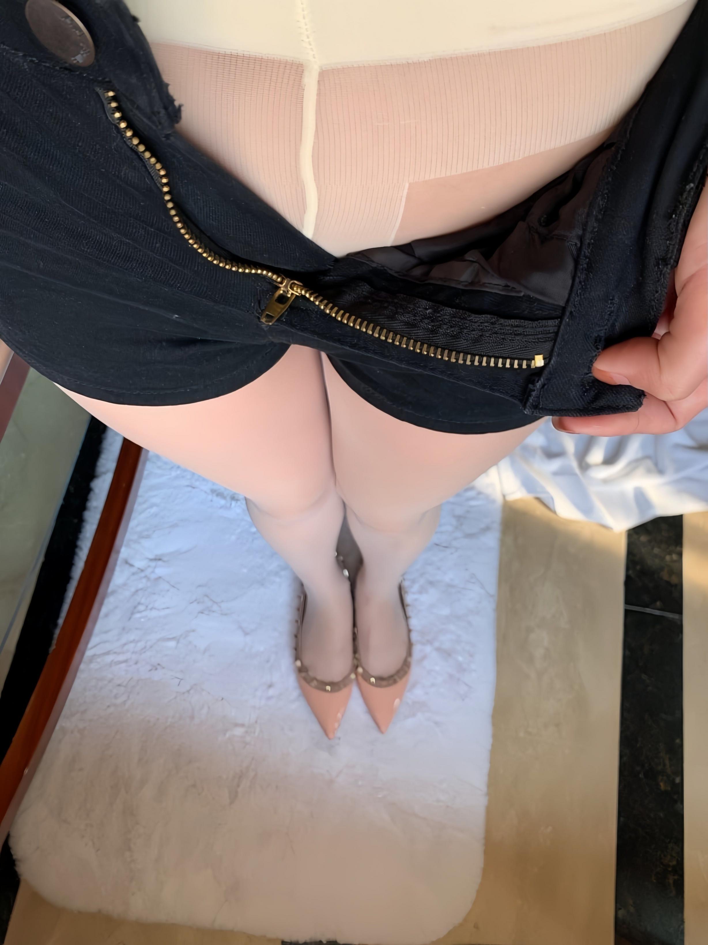 人妻的瑜伽裤诱惑[27P]