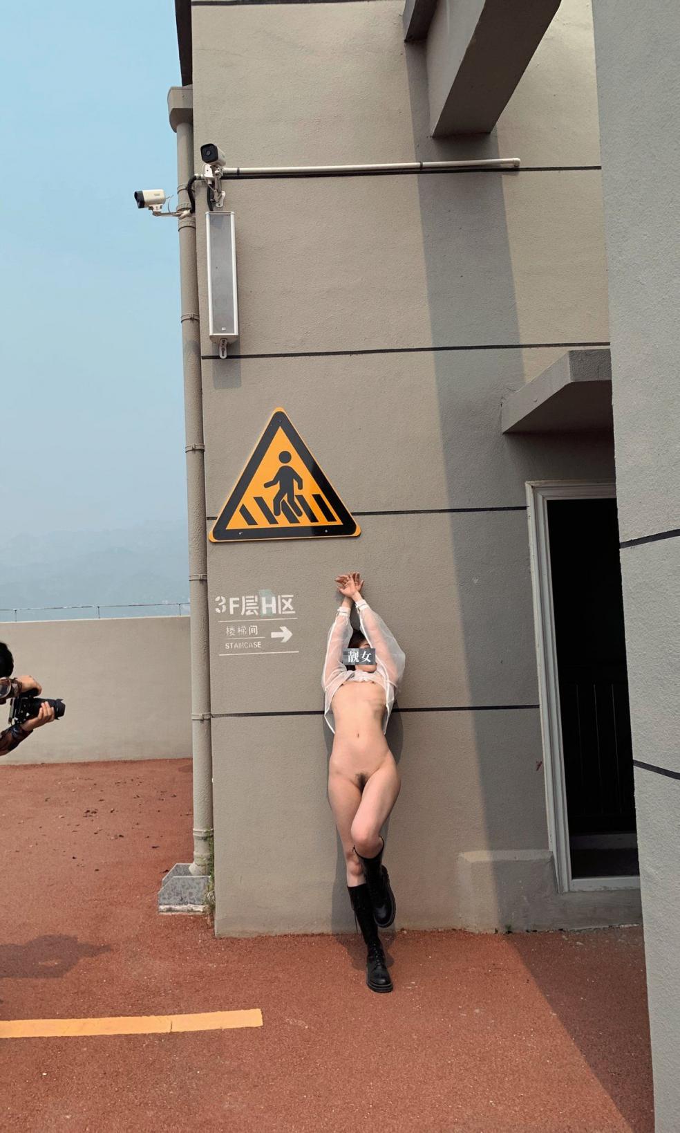 摄影好，摄影得学。清纯女大极致反差！！！[54P]