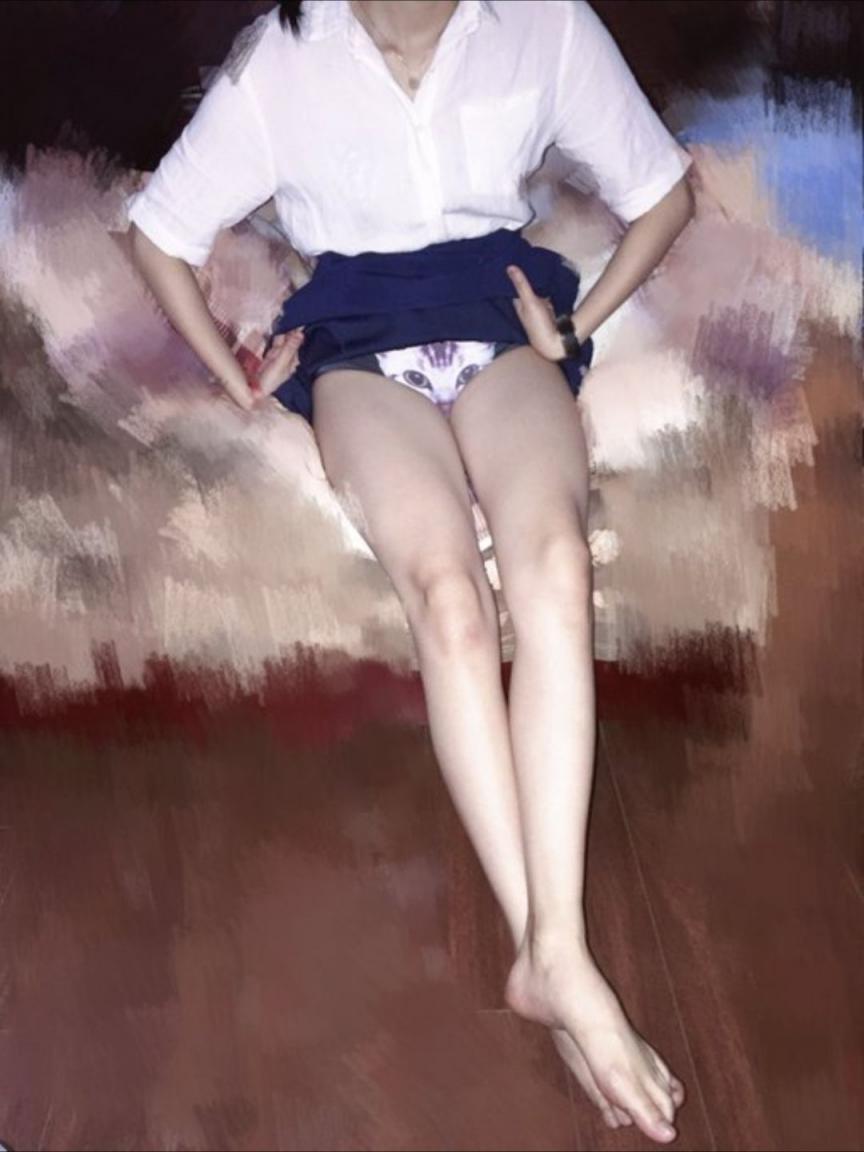 爱露出的骚妇[21P]