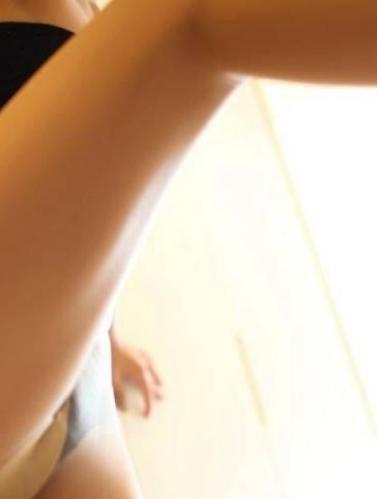 深夜福利翘臀细长肉丝腿[17P]