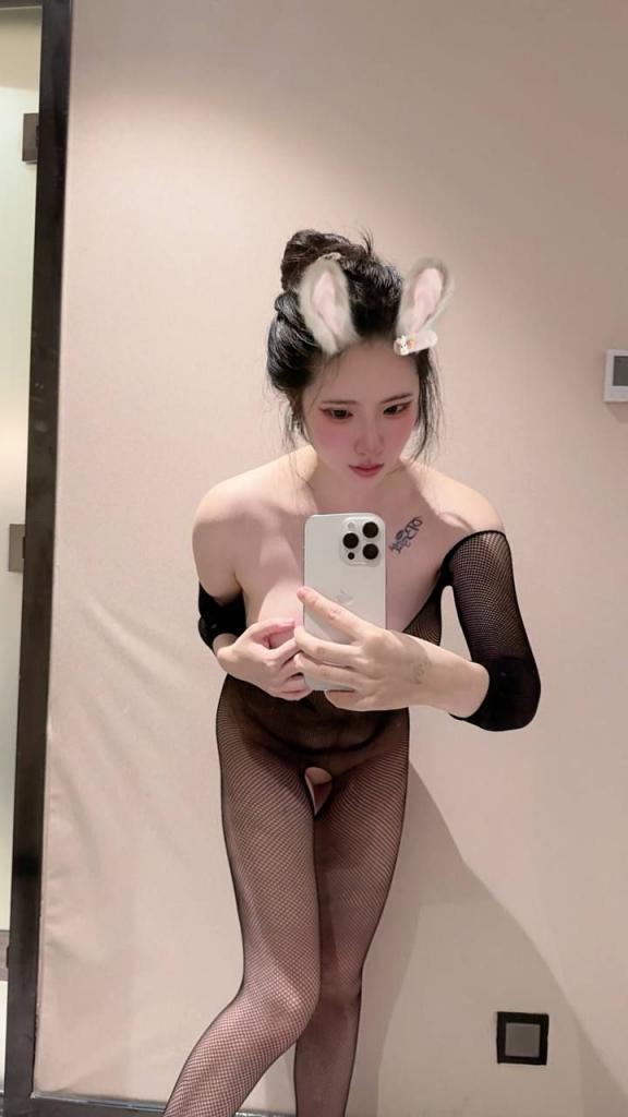 草莓老师涨奶了[108P]