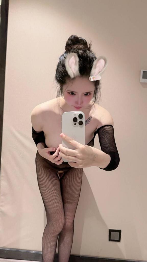 草莓老师涨奶了[108P]