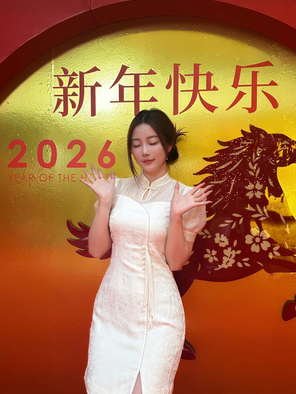 只要好好爱我 想怎么玩都给你玩喔[14P]