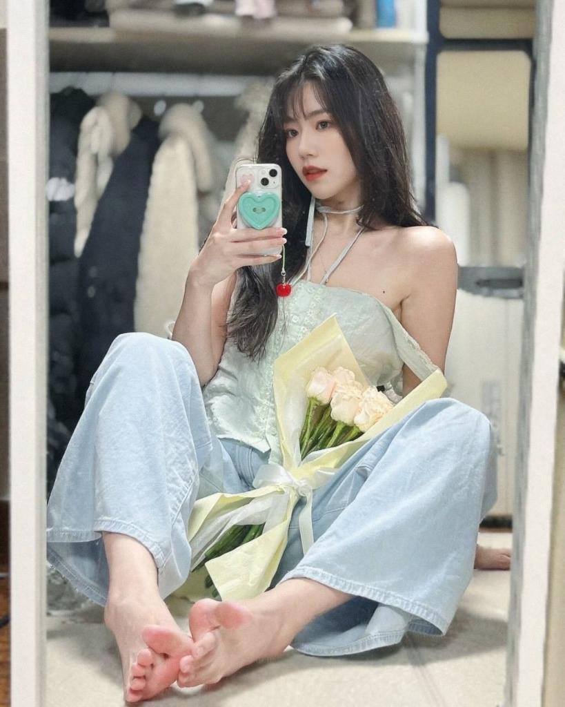 足控和纯欲控私拍系列-第1期[100P]