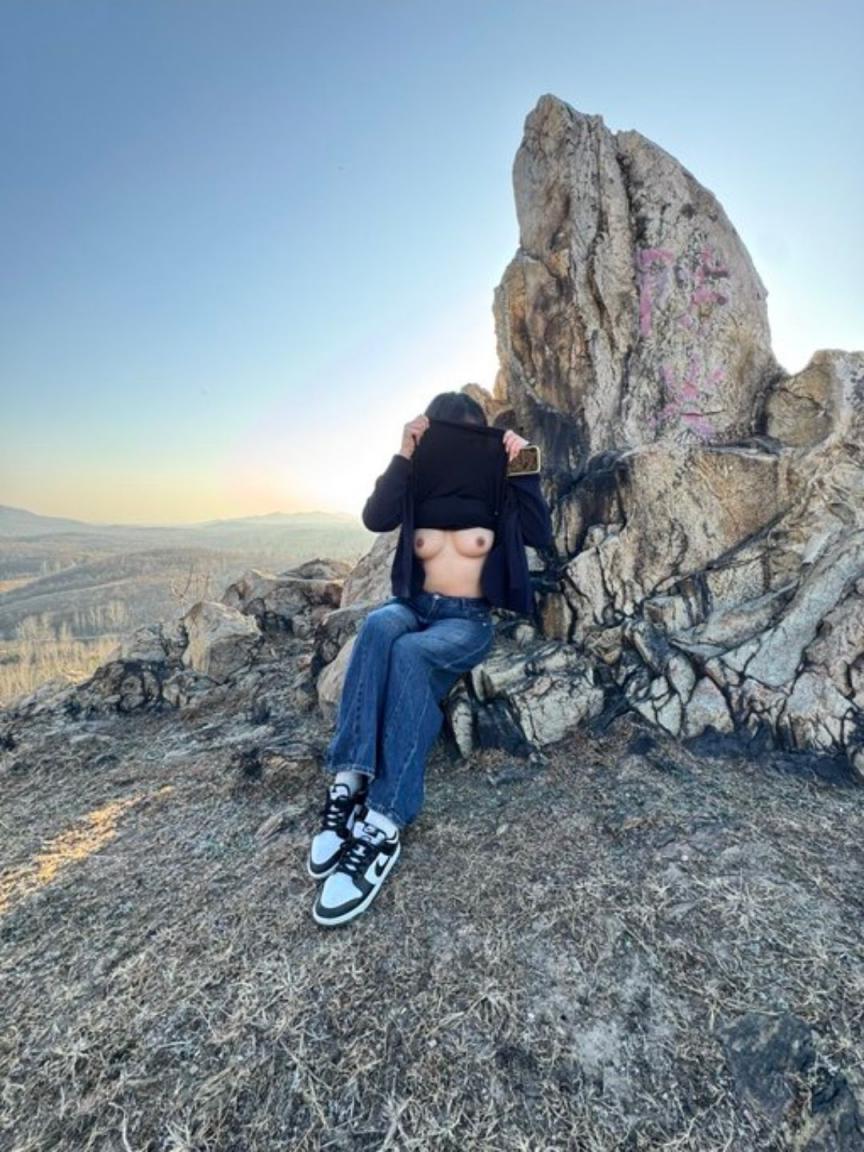 爬山拉开上衣心境开阔[11P]