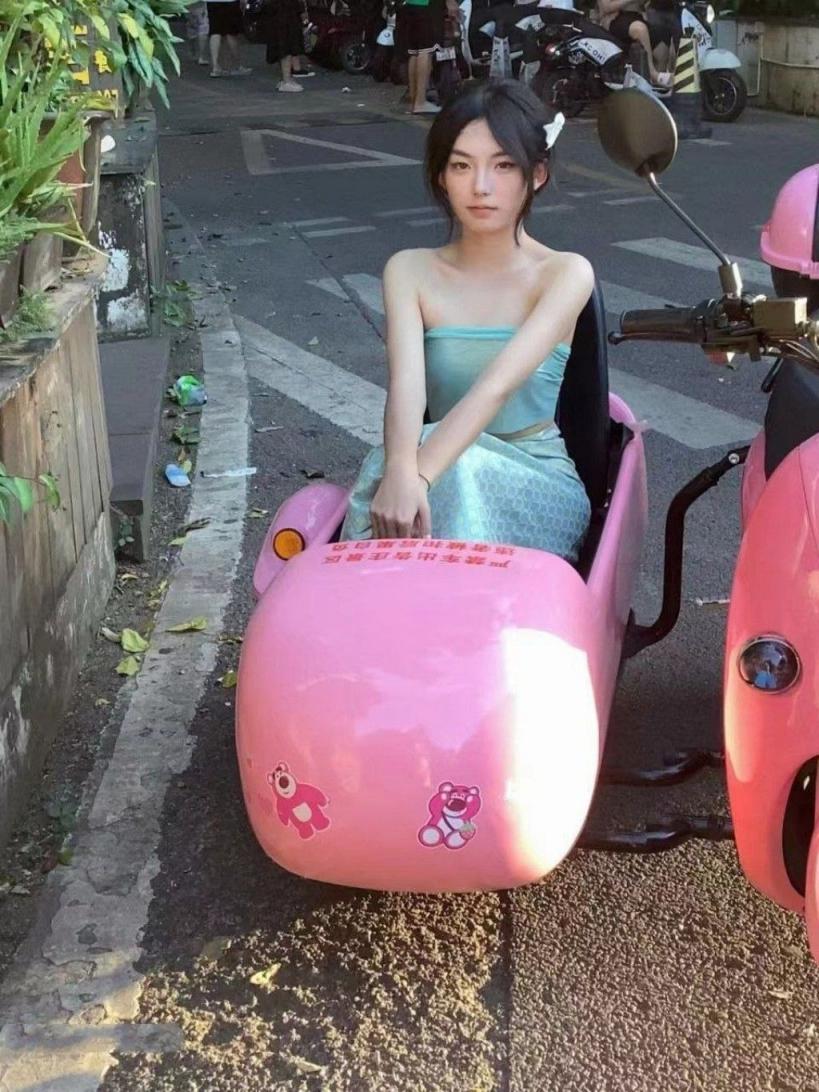 反差表谁会觉得多呢[150P]