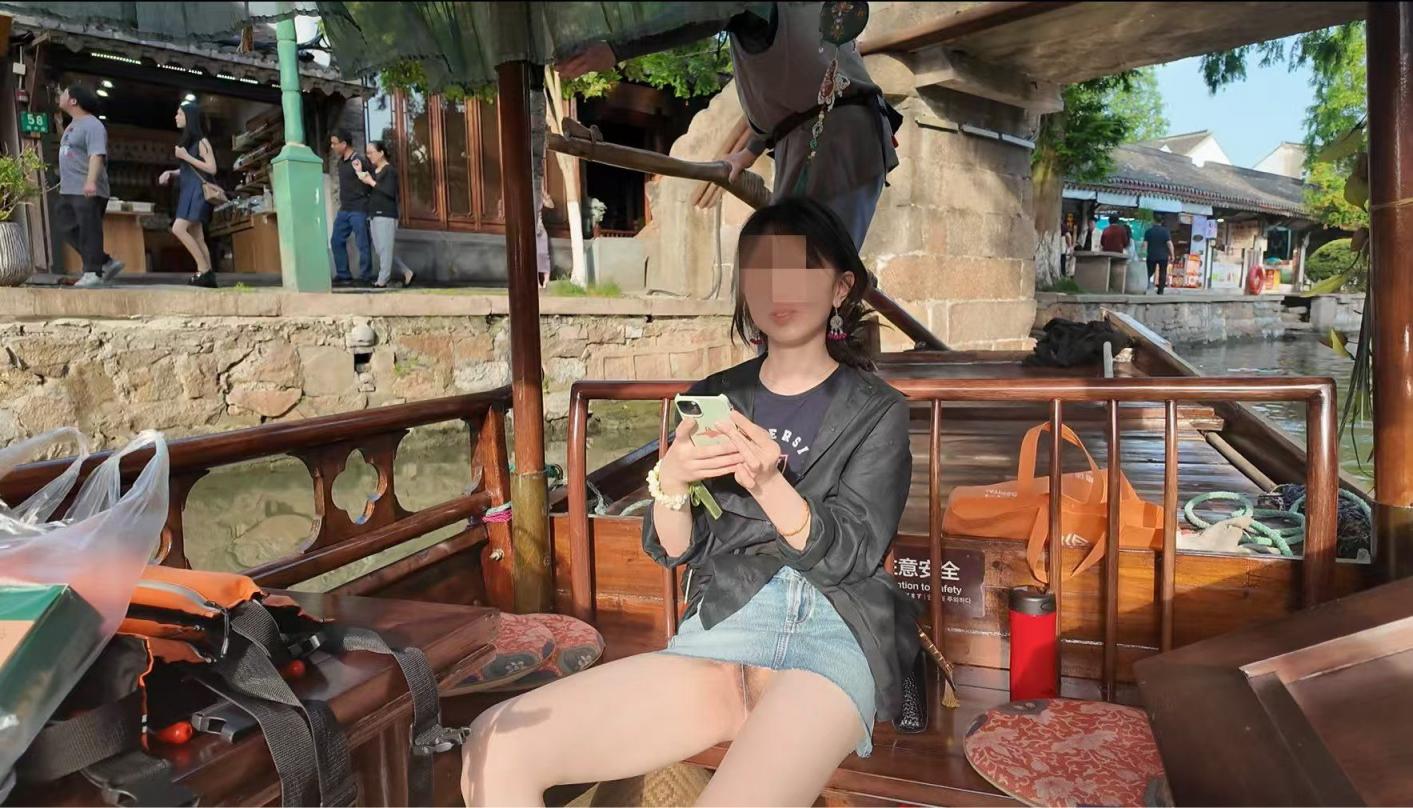 爱露出的人妻[18P]