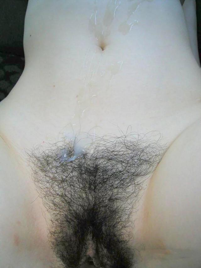 爱露出的人妻被射精液在身上[22P]