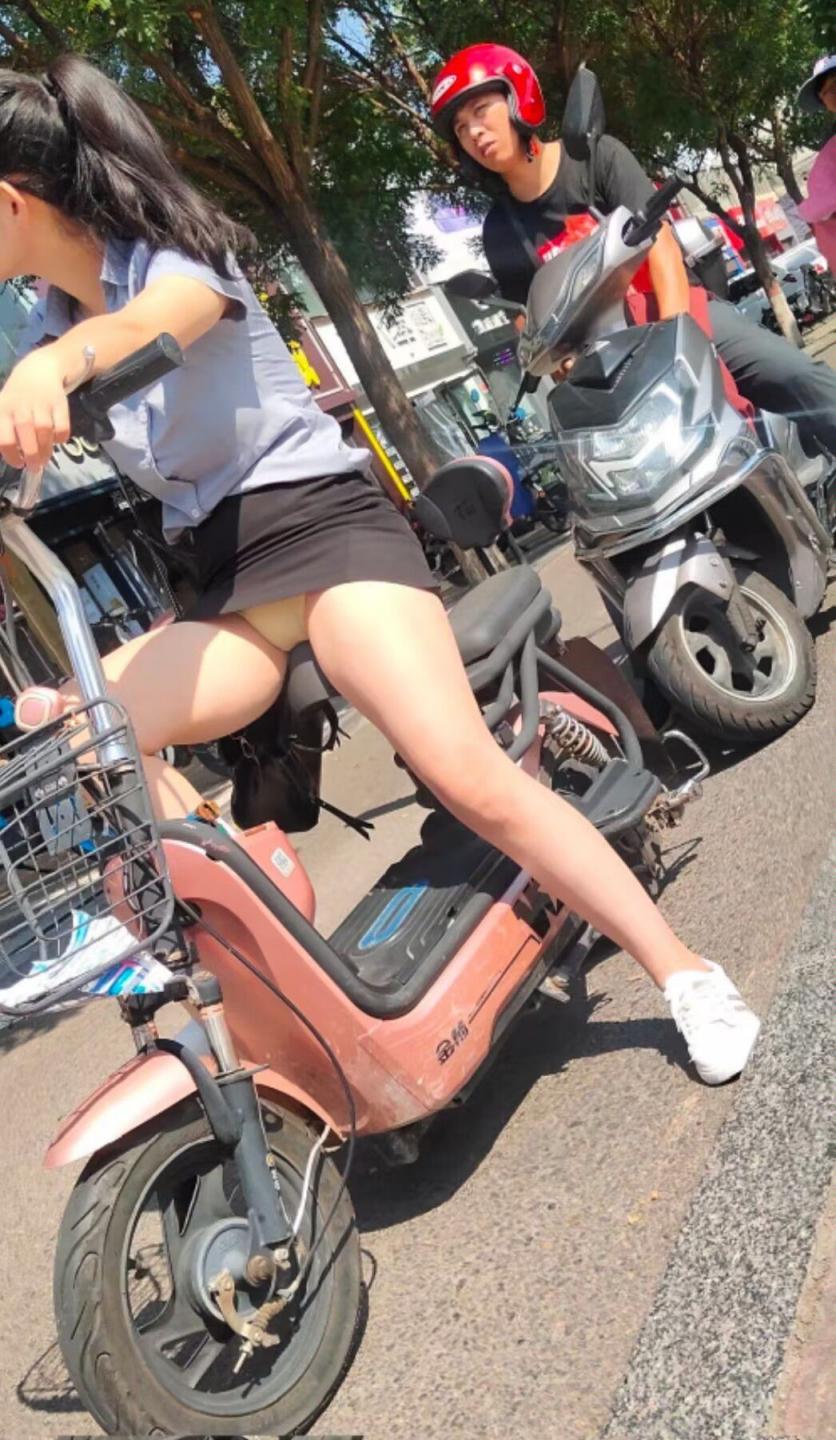 裙底风光无限美[123P]