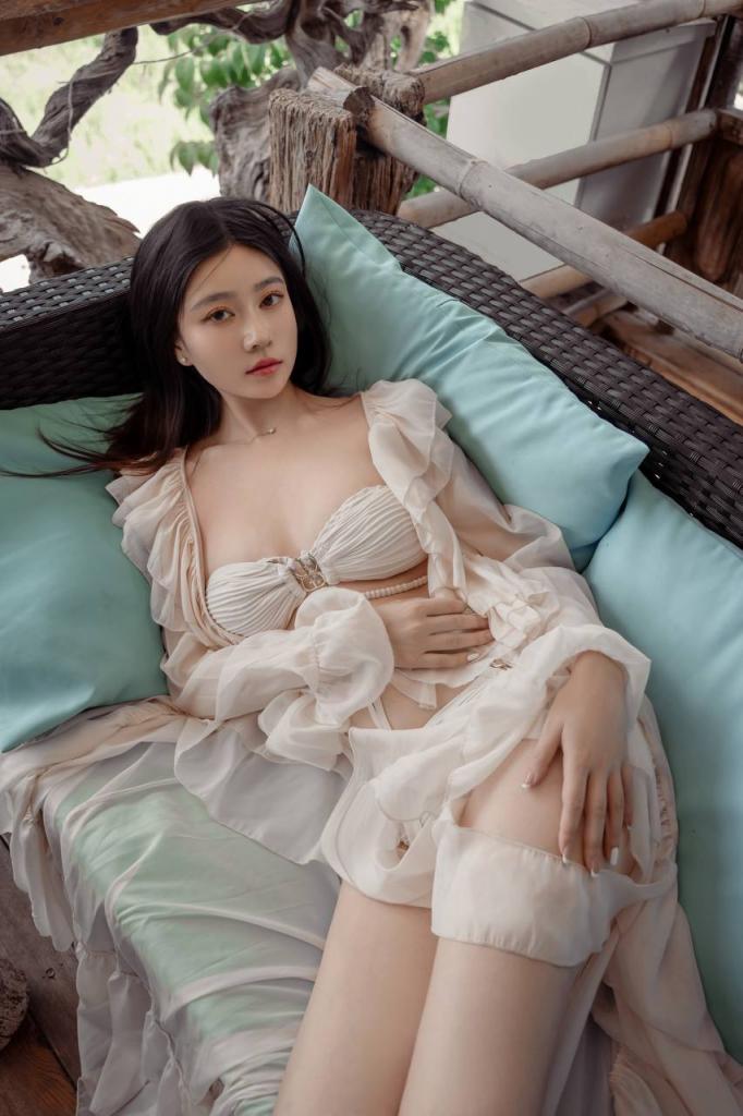 庆祝内衣上天，分享一组内衣图片[75P]