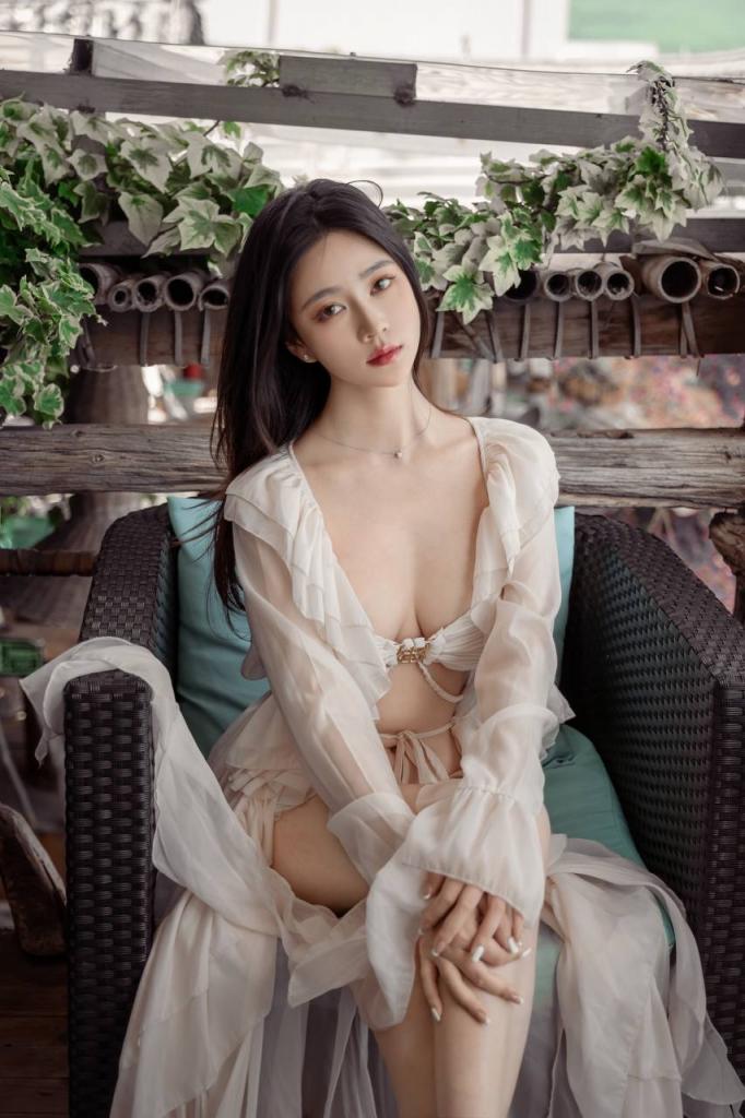 庆祝内衣上天，分享一组内衣图片[75P]