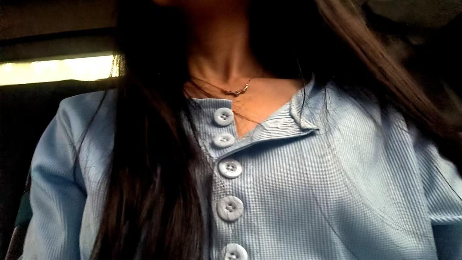 人妻余灵梓让大家猜猜她今天穿内裤了吗？[14P]