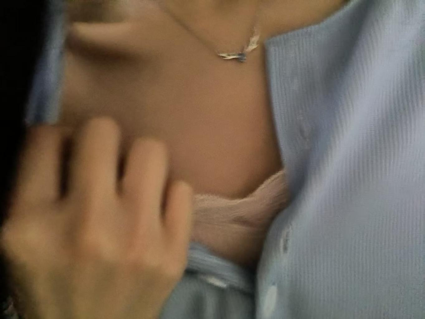 人妻余灵梓让大家猜猜她今天穿内裤了吗？[14P]