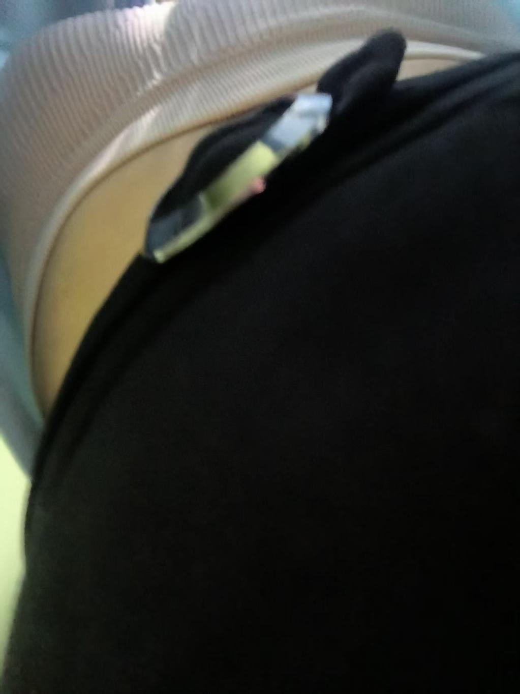 人妻余灵梓让大家猜猜她今天穿内裤了吗？[14P]