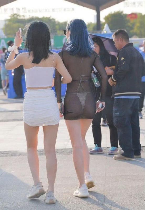 若隐若现的内裤勾起男人内心的热[33P]